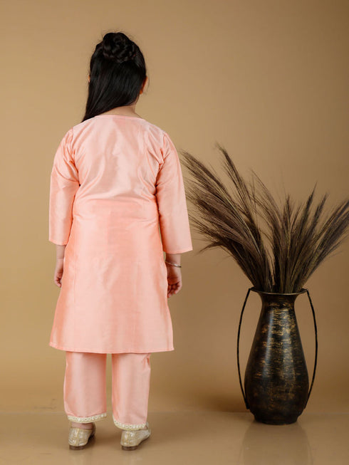 Vastramay Girls' Pink Viscose Kurta Pant Set